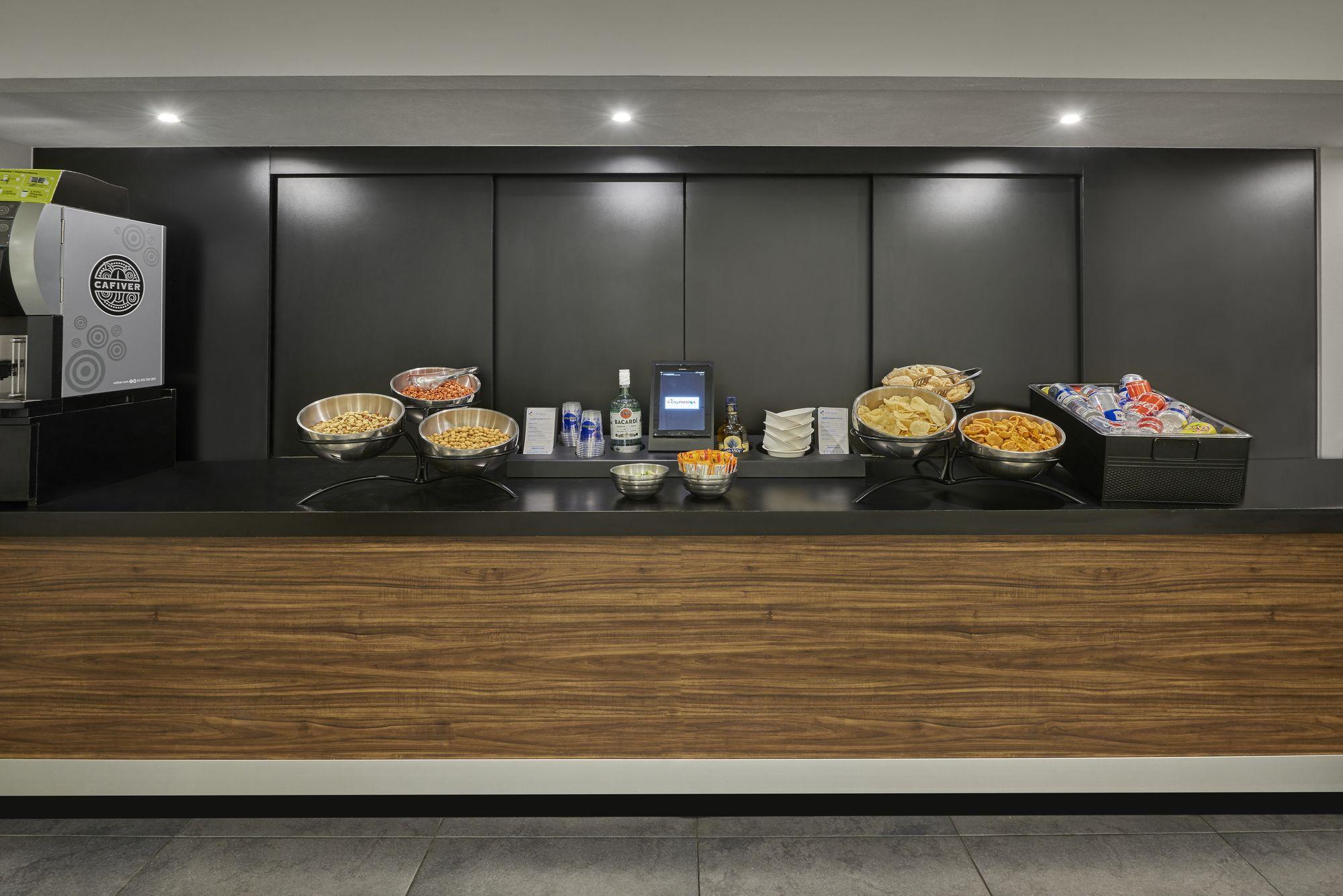 City Express By Marriott Monterrey Norte Экстерьер фото